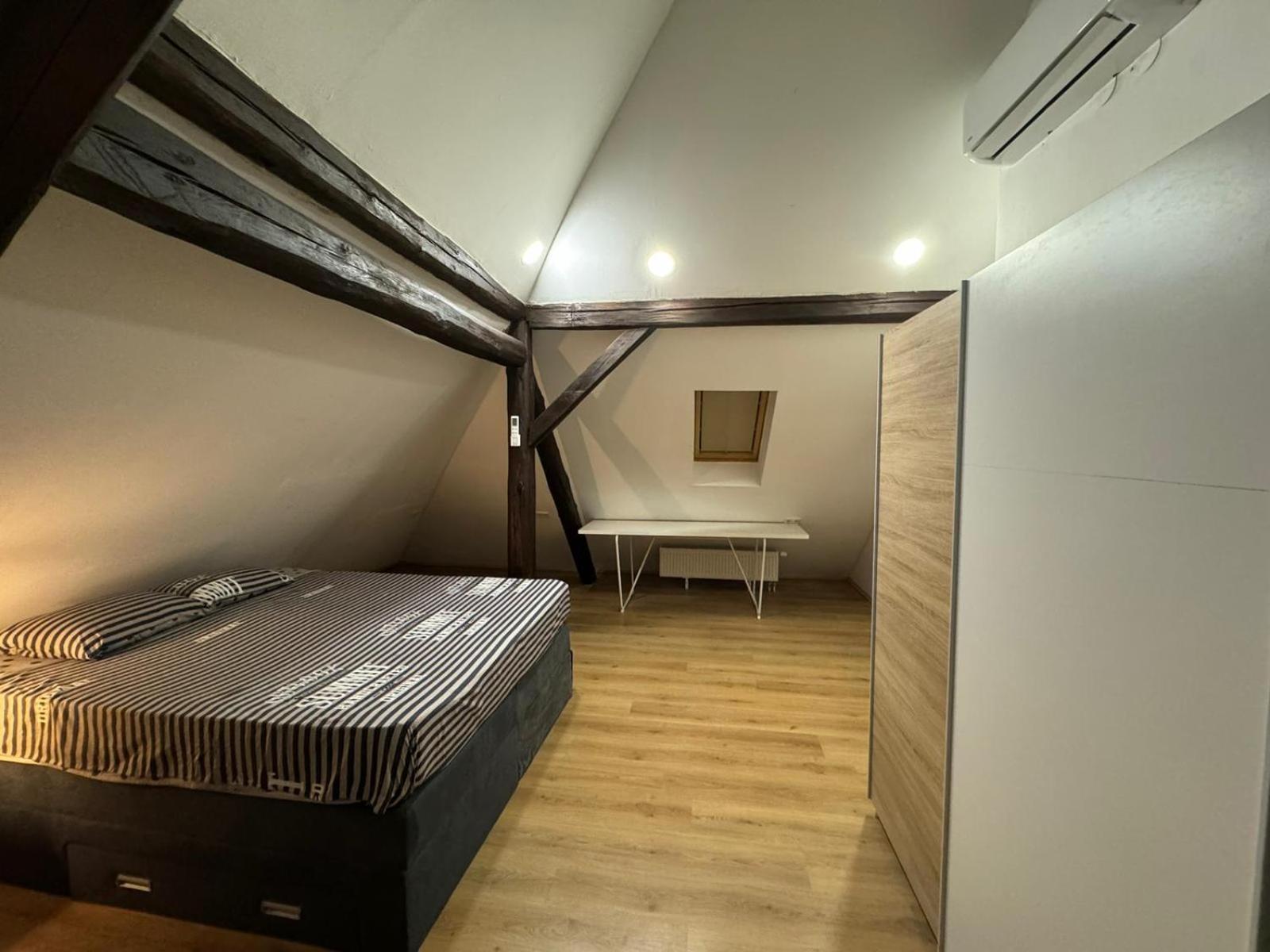 Apartman Buzanova Lägenhet Zagreb Exteriör bild